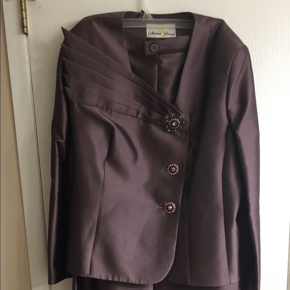 women custom size 20 skirt and jacket